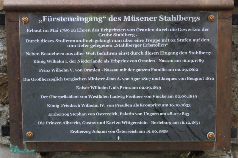 Tafel neben dem Fürsteneingang  Bild heimatverein - gosenbach