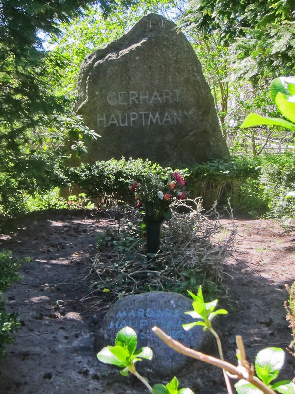Auf dem Inselfriedhof in Hiddensee (Bild von Manfred Munzinger)
