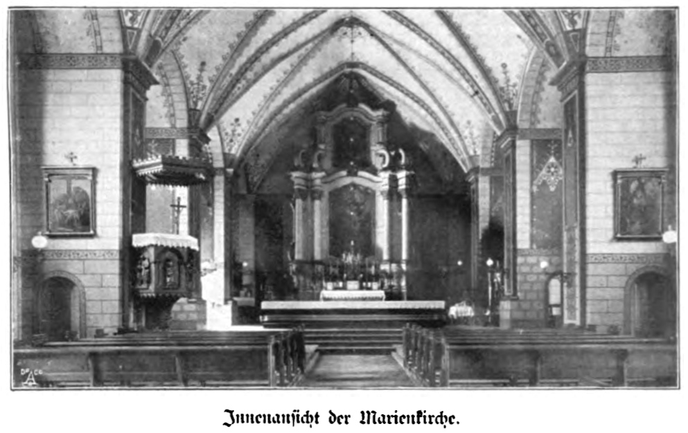 Innenansicht mit Kanzel und Altar.(Fotografie von Albert Ludorff, 1903)